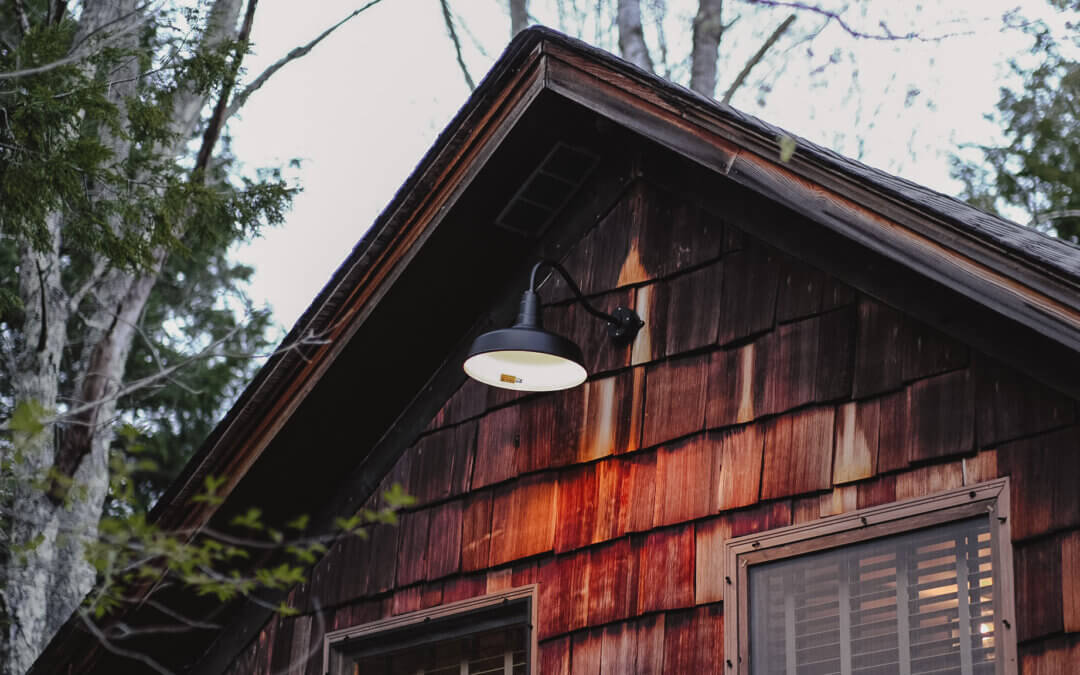 Choosing Rustic Cabin Lighting: A Buyer’s Guide