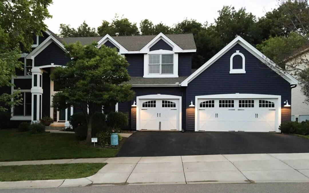 Enhancing Outdoor Spaces with Garage Outdoor Lights