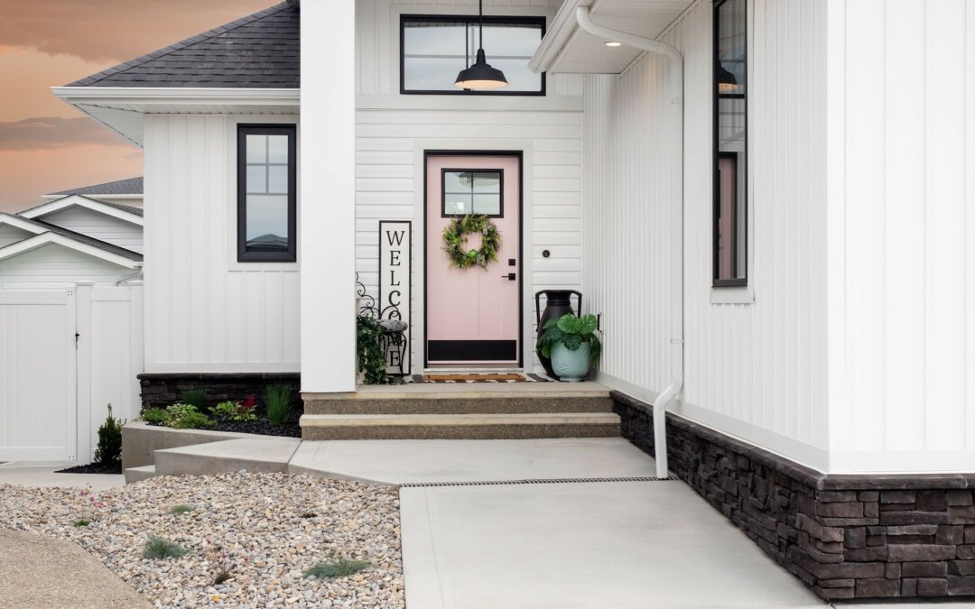 Expert’s Guide to Modern Exterior Lighting: Making the Right Choice